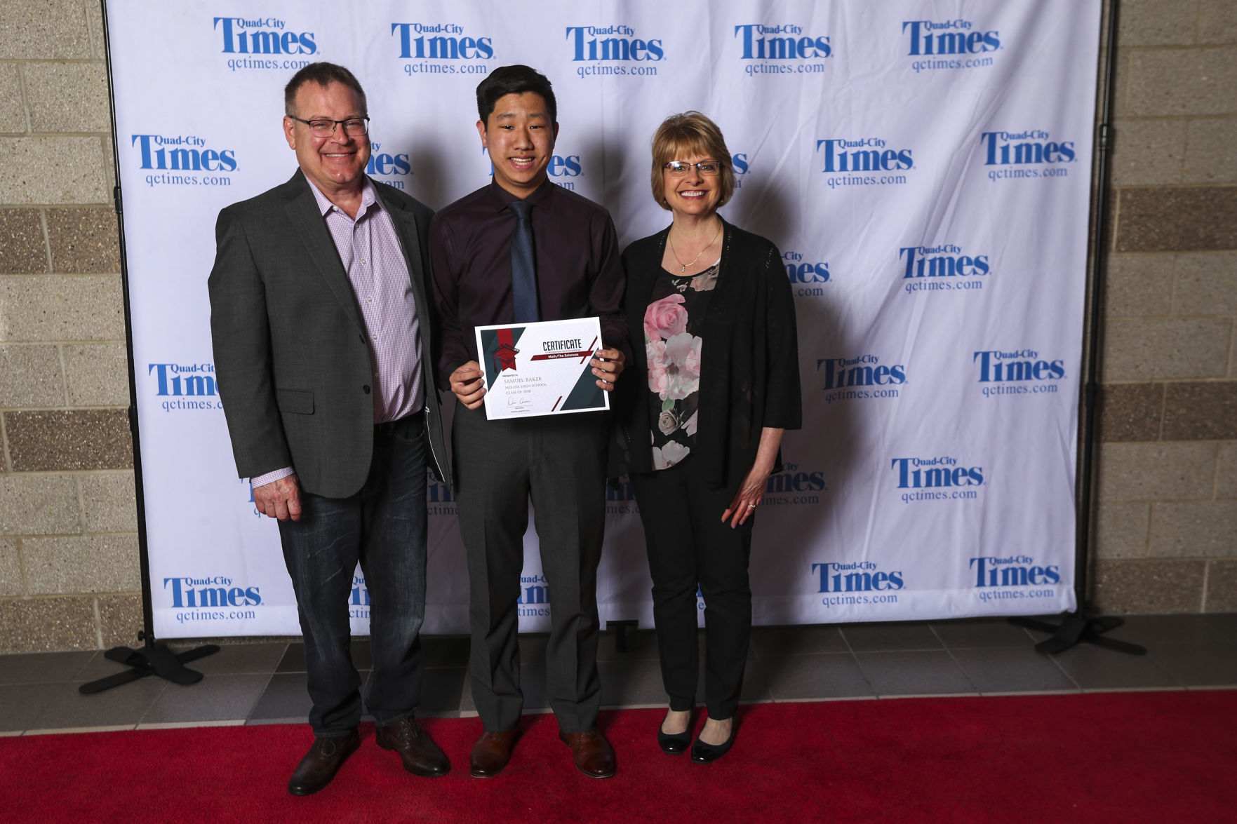 051518-salute-to-academics-red-carpet-031